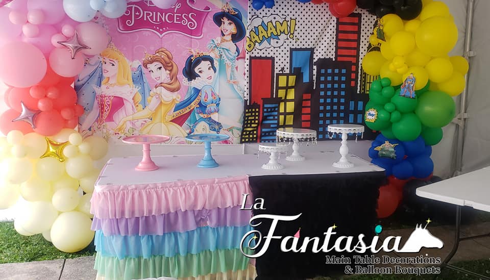 Custom main table arrangement with 50/50 theme split